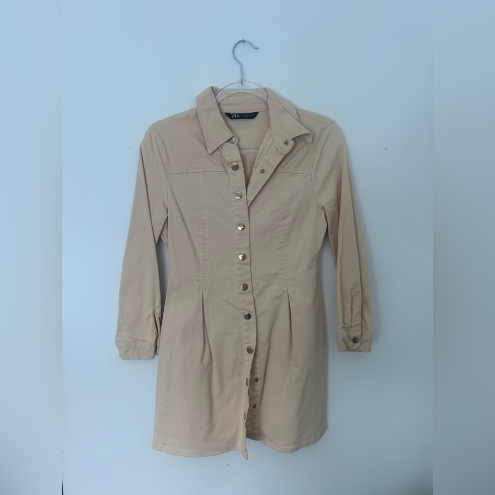 Zara Women's Tan Button-Up Dress